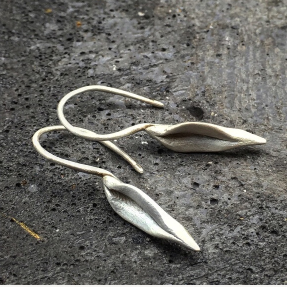 Matana Sterling Silver Organic formed earrings - Picture 2 of 5